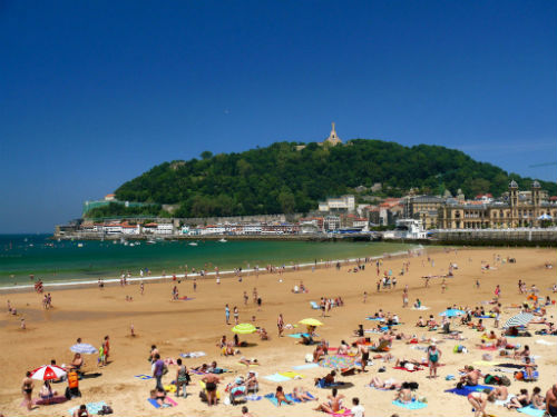 Playa de La Concha en San Sebastian Espana