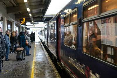 Comprar billetes de tren y AVE