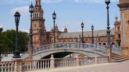 La Semana Santa o la Feria de Abril